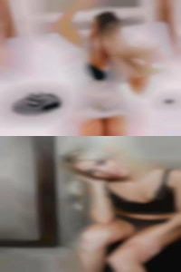 UnkBeret, naked girls