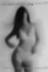 reannaMorales1954, swinging with